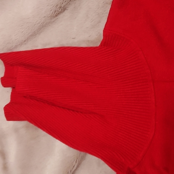 Calvin Klein Turtle-Neck Sweater - Picture 4 of 7